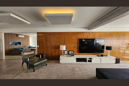 Apartamento à venda com 275m², 3 quartos e 4 vagas