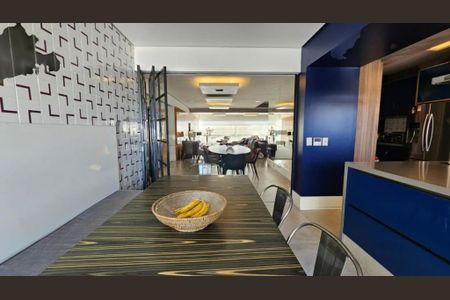 Apartamento à venda com 275m², 3 quartos e 4 vagas