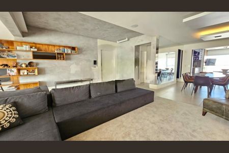 Apartamento à venda com 275m², 3 quartos e 4 vagas