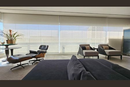 Apartamento à venda com 275m², 3 quartos e 4 vagas