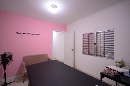 Casa à venda com 200m², 6 quartos e sem vagaCasa 1 - Quarto 3