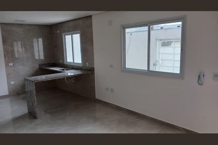Casa à venda com 2 quartos, 94m² em Parque Oratório, Santo André