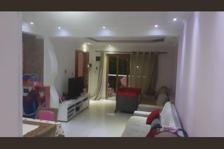 SALA de casa à venda com 3 quartos, 140m² em Santo Antônio, Osasco