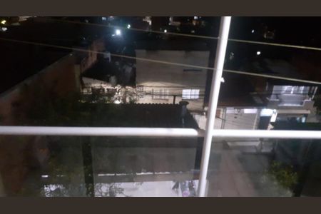 VISTA de casa à venda com 3 quartos, 140m² em Santo Antônio, Osasco