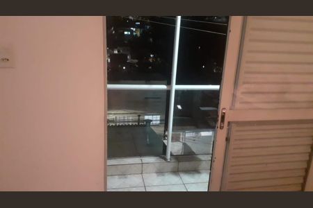 DORMITORIO de casa à venda com 3 quartos, 140m² em Santo Antônio, Osasco