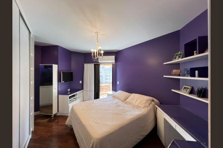 Apartamento à venda com 240m², 3 quartos e 3 vagas
