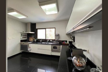 Apartamento à venda com 240m², 3 quartos e 3 vagas