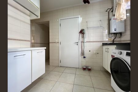 Apartamento à venda com 240m², 3 quartos e 3 vagas