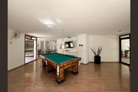 Apartamento à venda com 240m², 3 quartos e 3 vagas