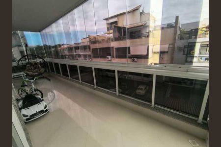 Apartamento à venda com 126m², 3 quartos e 4 vagas