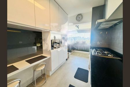 Apartamento à venda com 130m², 3 quartos e 2 vagas