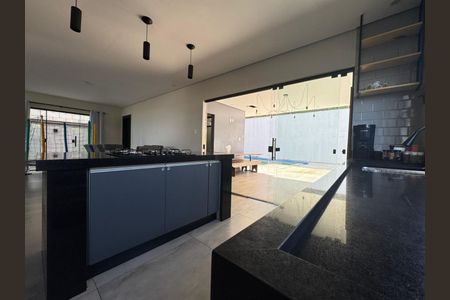 Apartamento à venda com 259m², 4 quartos e 4 vagas