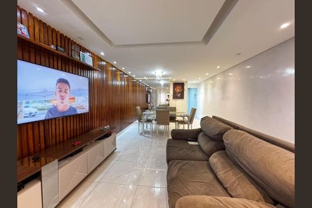 Casa à venda com 3 quartos, 130m² em Jardim Tango, São Paulo