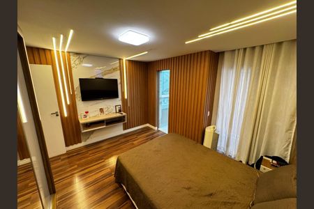 Casa à venda com 3 quartos, 130m² em Jardim Tango, São Paulo