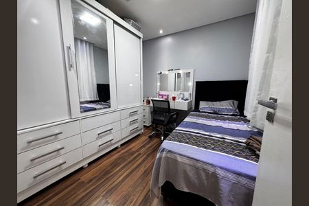 Casa à venda com 3 quartos, 130m² em Jardim Tango, São Paulo