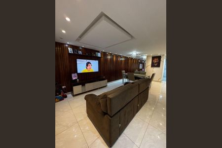 Casa à venda com 3 quartos, 130m² em Jardim Tango, São Paulo