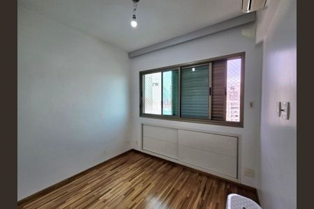 Apartamento à venda com 147m², 3 quartos e 3 vagas