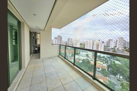 Apartamento à venda com 147m², 3 quartos e 3 vagas
