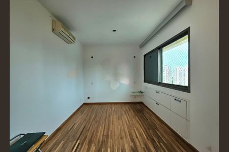 Apartamento à venda com 147m², 3 quartos e 3 vagas