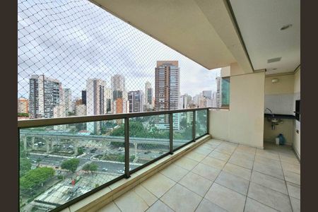 Apartamento à venda com 147m², 3 quartos e 3 vagas