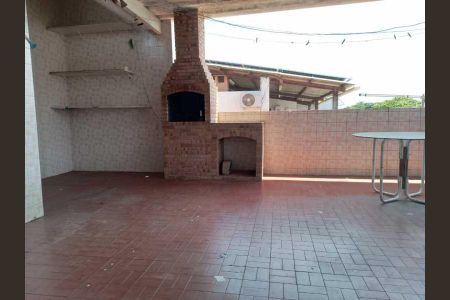 Casa de condomínio à venda com 59m², 3 quartos e 1 vaga