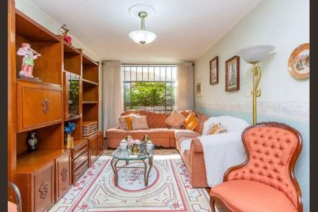 Casa à venda com 4 quartos, 250m² em Itaim Bibi, São Paulo