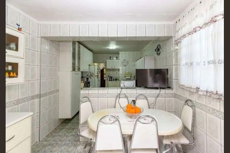 Casa à venda com 4 quartos, 250m² em Itaim Bibi, São Paulo