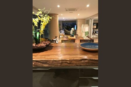 Apartamento à venda com 3 quartos, 336m² em Moema, São Paulo