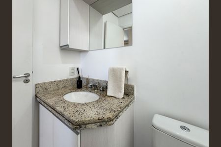 Apartamento à venda com 54m², 2 quartos e 1 vaga Apartamento à venda com 54m², 2 quartos e 1 vagaBanheiro Social