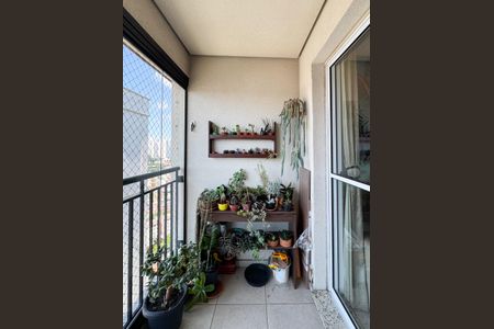 Apartamento à venda com 54m², 2 quartos e 1 vaga Apartamento à venda com 54m², 2 quartos e 1 vagaSacada