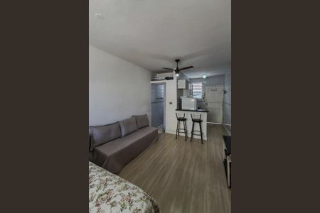 Studio para alugar com 26m², 0 quarto e 1 vaga Studio para alugar com 26m², 0 quarto e 1 vagaKitnet