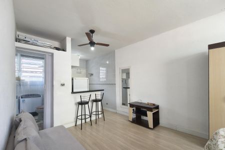 Studio para alugar com 26m², 0 quarto e 1 vaga Studio para alugar com 26m², 0 quarto e 1 vagaKitnet