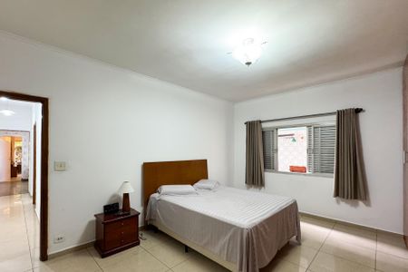 Casa à venda com 223m², 3 quartos e 2 vagasSuíte 