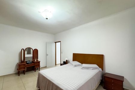Casa à venda com 223m², 3 quartos e 2 vagasSuíte 
