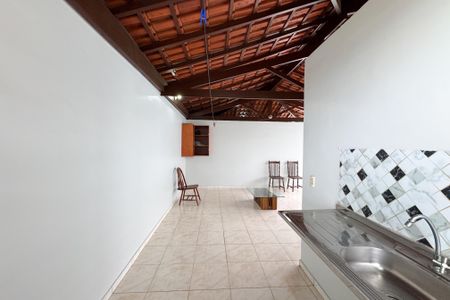 Casa à venda com 223m², 3 quartos e 2 vagasVaranda 