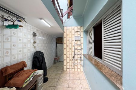 Casa à venda com 223m², 3 quartos e 2 vagasQuintal 