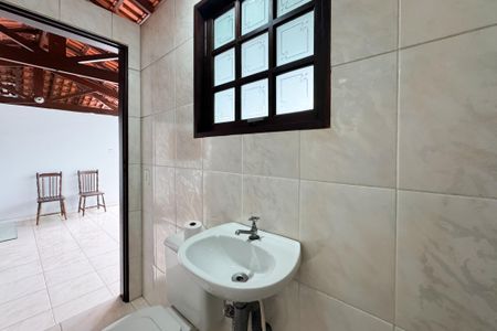 Casa à venda com 223m², 3 quartos e 2 vagasLavabo 