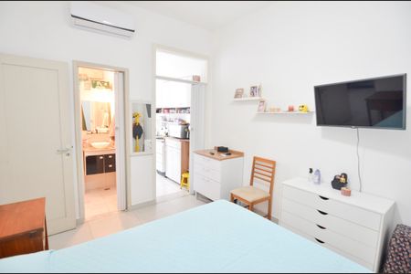 Apartamento à venda com 39m², 1 quarto e 1 vagaQuarto