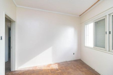 Quarto 2 de apartamento para alugar com 3 quartos, 150m² em Floresta, Porto Alegre