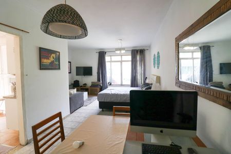Casa à venda com 4 quartos, 176m² em Jardim Prudência, São Paulo