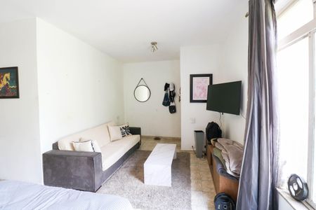 Casa à venda com 4 quartos, 176m² em Jardim Prudência, São Paulo