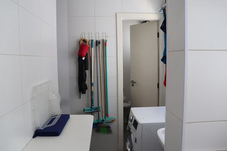 Apartamento à venda com 65m², 2 quartos e 1 vagaÁrea de Serviço