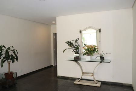 Apartamento à venda com 65m², 2 quartos e 1 vagaHall de Entrada