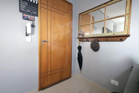 Apartamento à venda com 87m², 2 quartos e 1 vaga Apartamento à venda com 87m², 2 quartos e 1 vagaSala