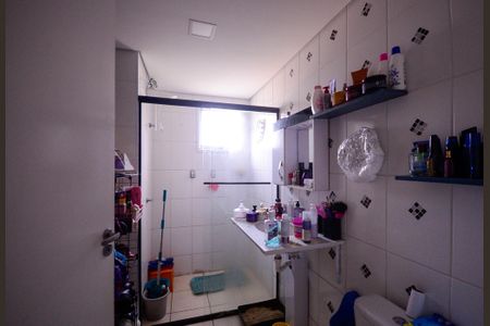Apartamento à venda com 45m², 2 quartos e sem vaga Apartamento à venda com 45m², 2 quartos e sem vagaBanheiro