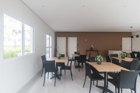 Apartamento para alugar com 42m², 2 quartos e 1 vagaÁrea comum - Salão de festas