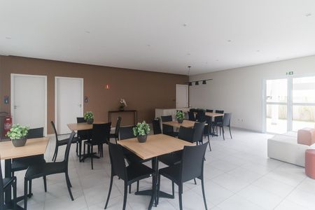 Apartamento para alugar com 42m², 2 quartos e 1 vagaÁrea comum - Salão de festas