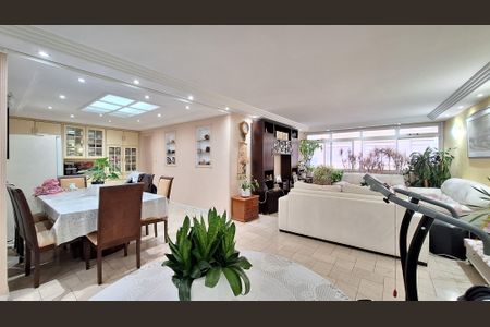 Apartamento à venda com 160m², 3 quartos e 1 vagaSala