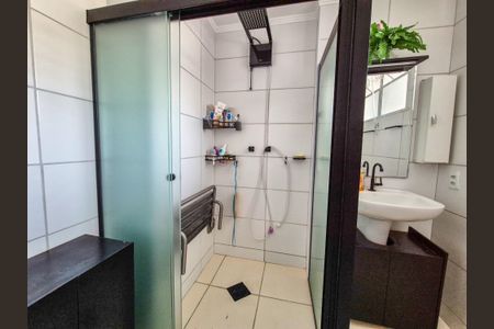 Apartamento para alugar com 53m², 2 quartos e sem vaga Apartamento para alugar com 53m², 2 quartos e sem vagaBanheiro