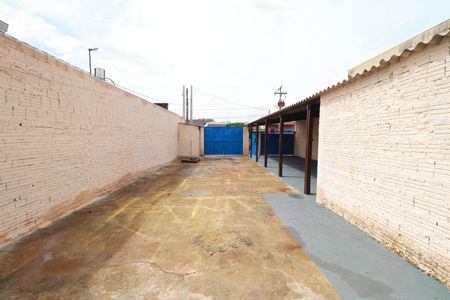 Casa para alugar com 170m², 1 quarto e 6 vagasQuintal 